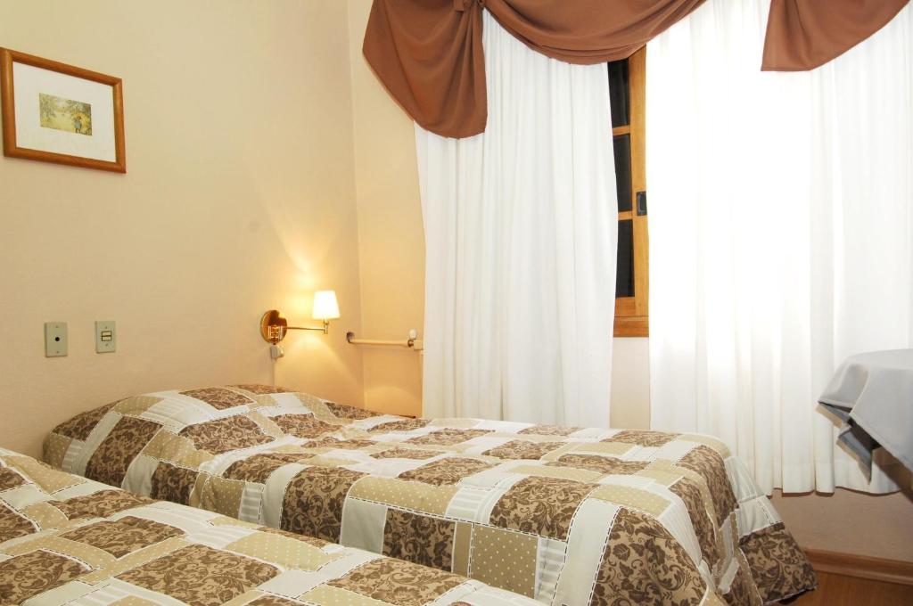 Inn Flores 2*