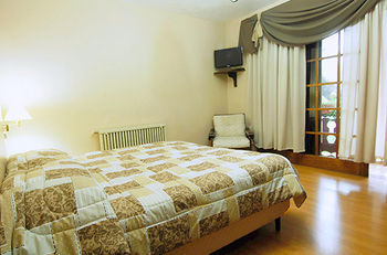 Flores Inn